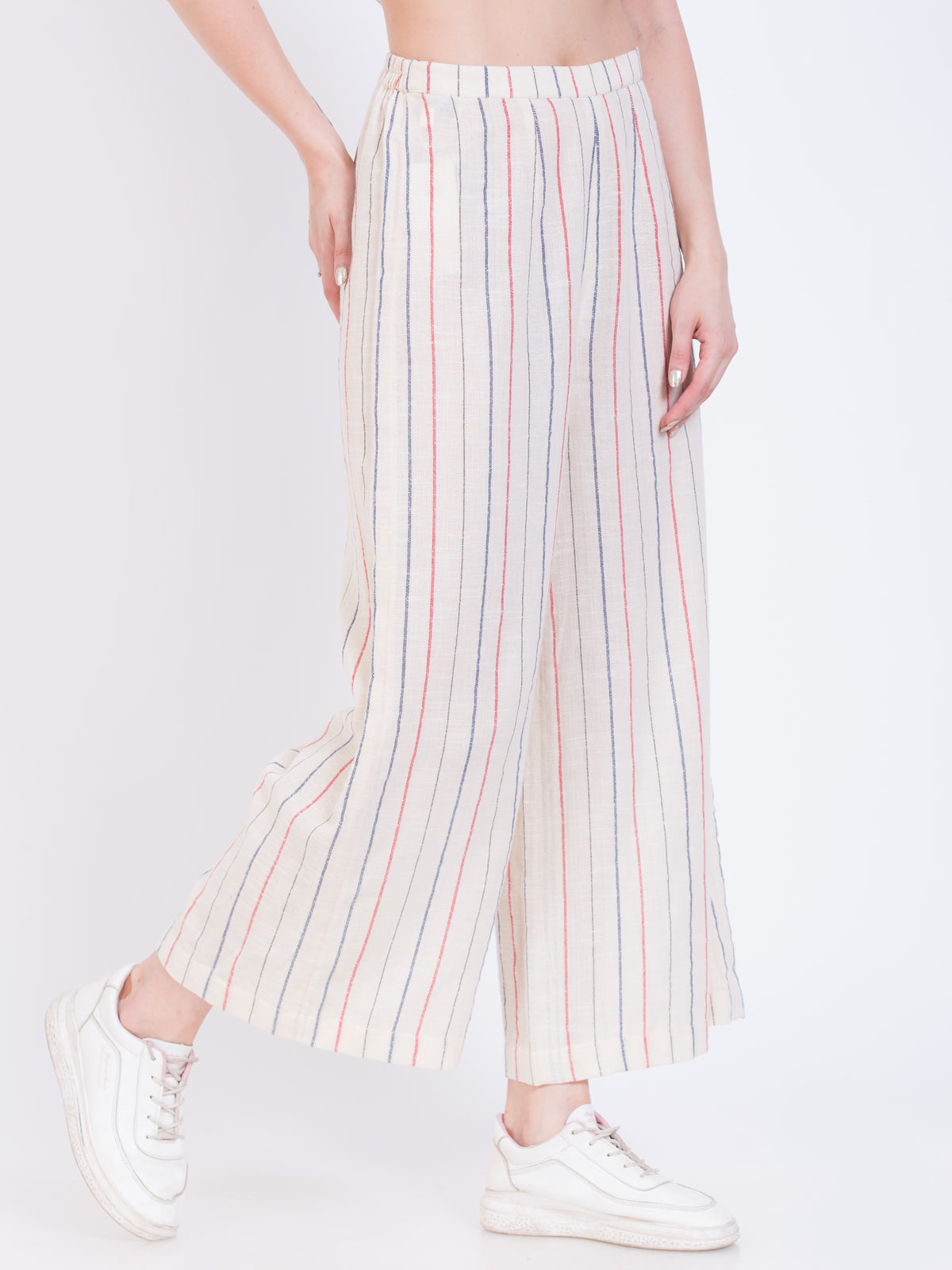 Loose pants