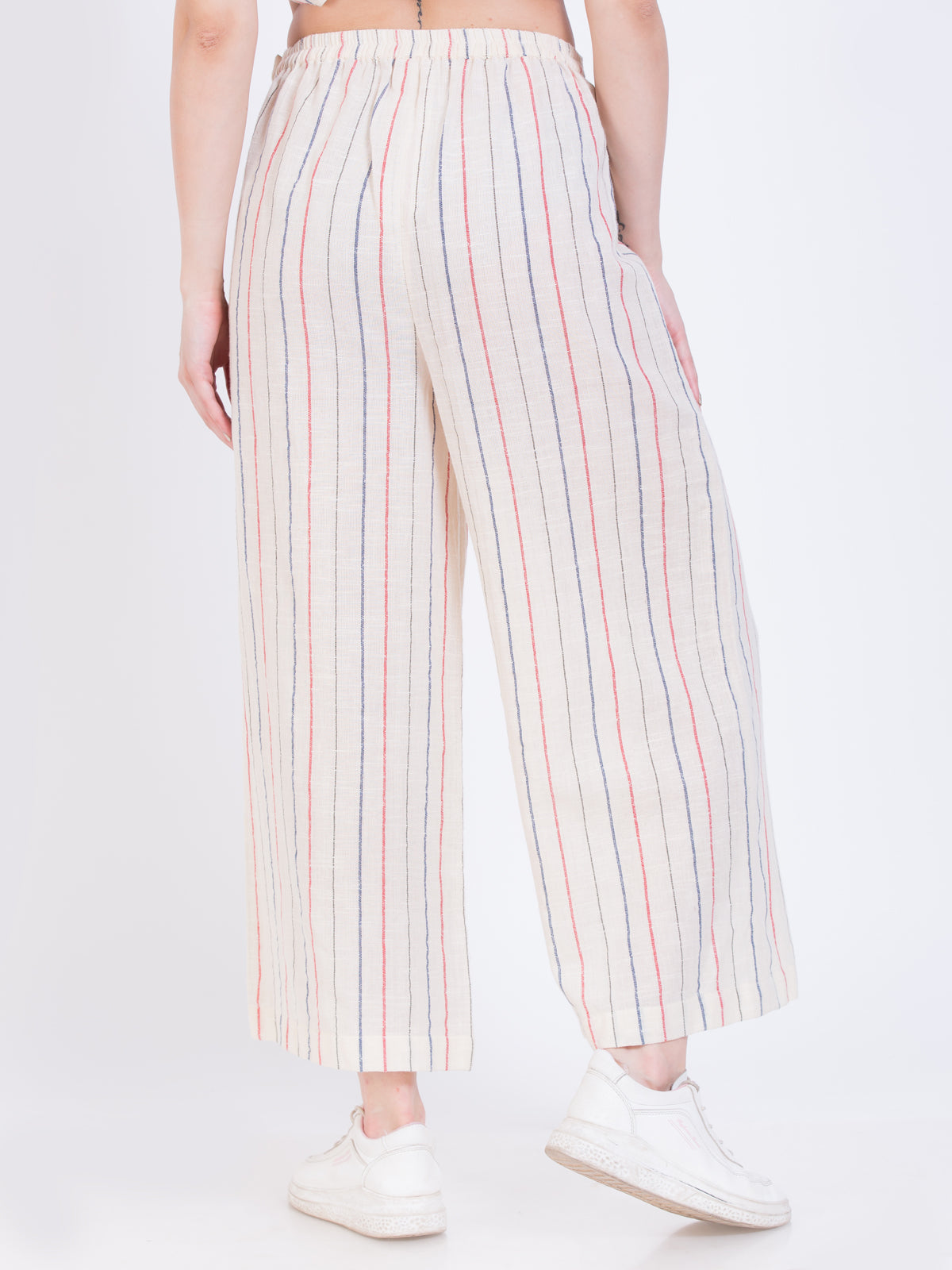Loose pants