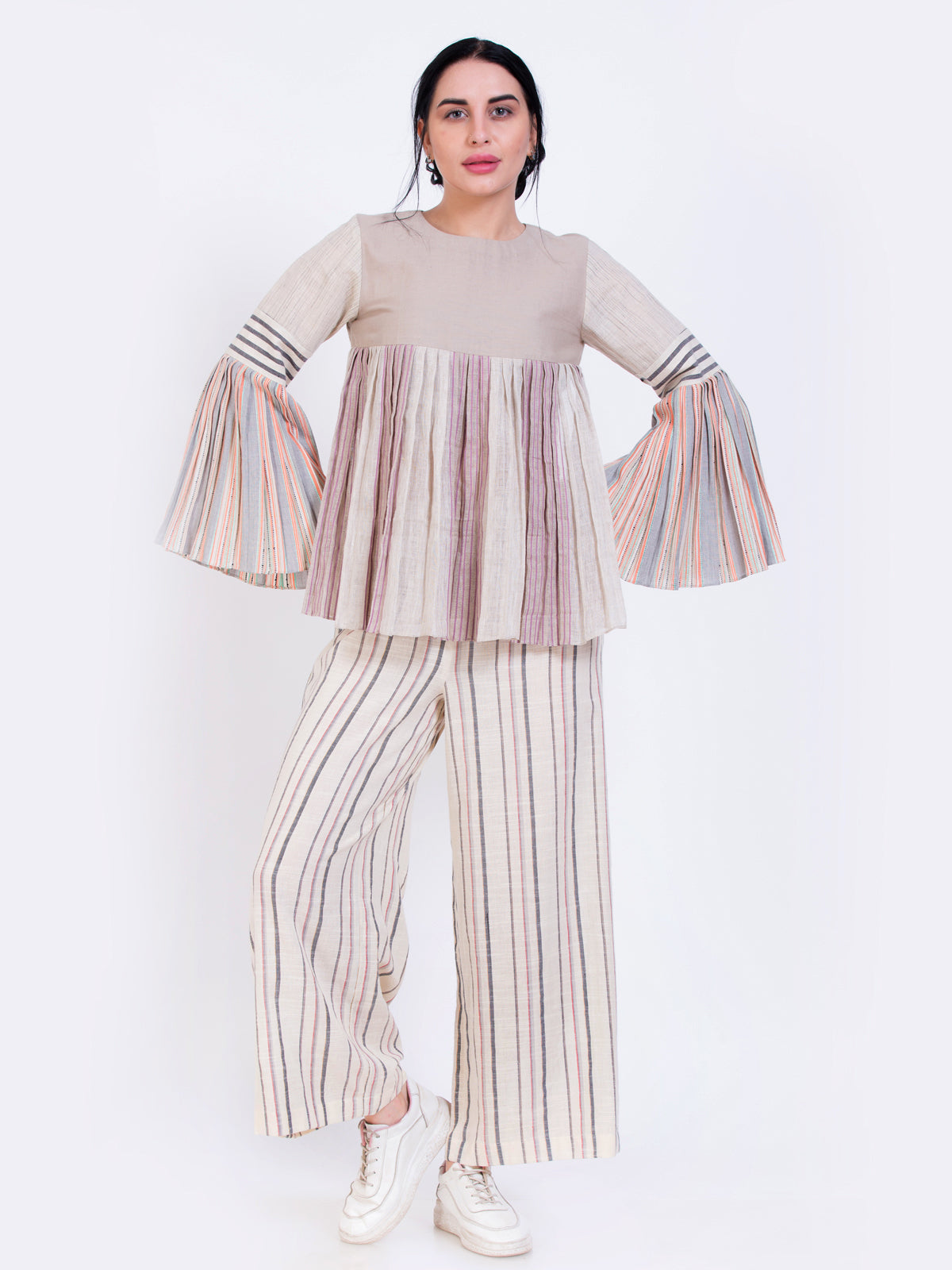 Pleated top