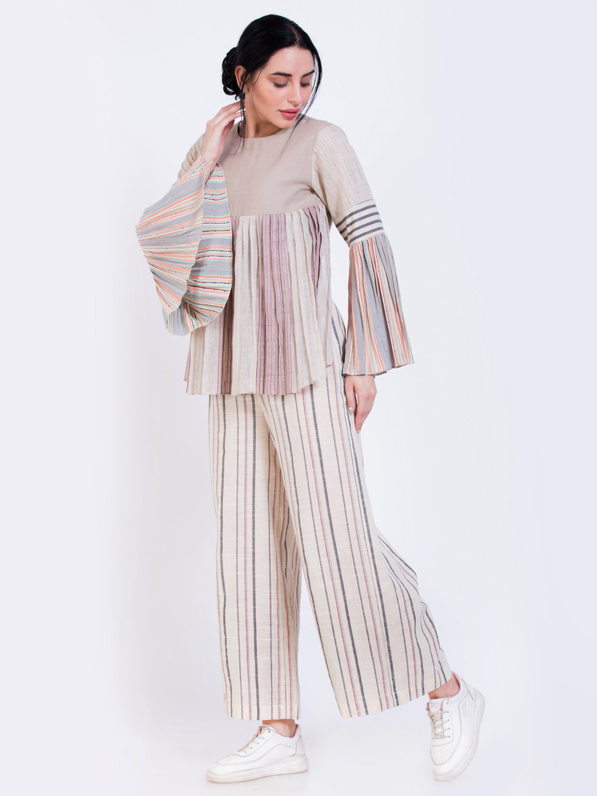 Pleated top