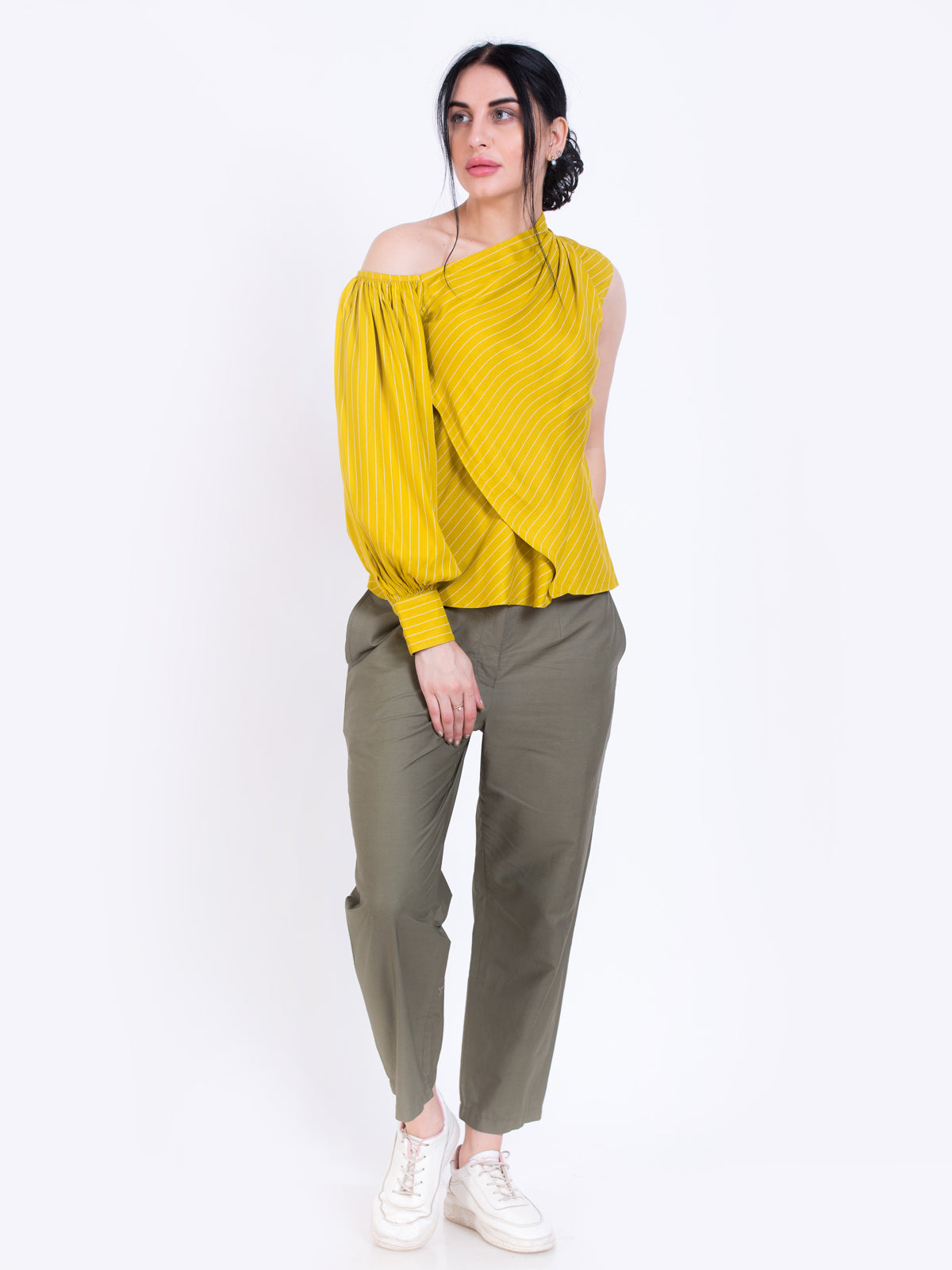 Overlap balloon sleeve top