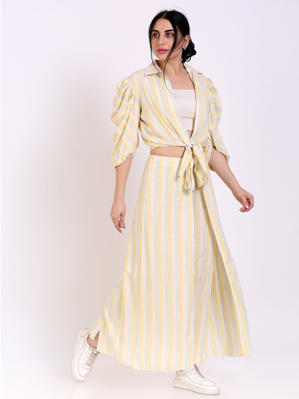 Tie knot open top