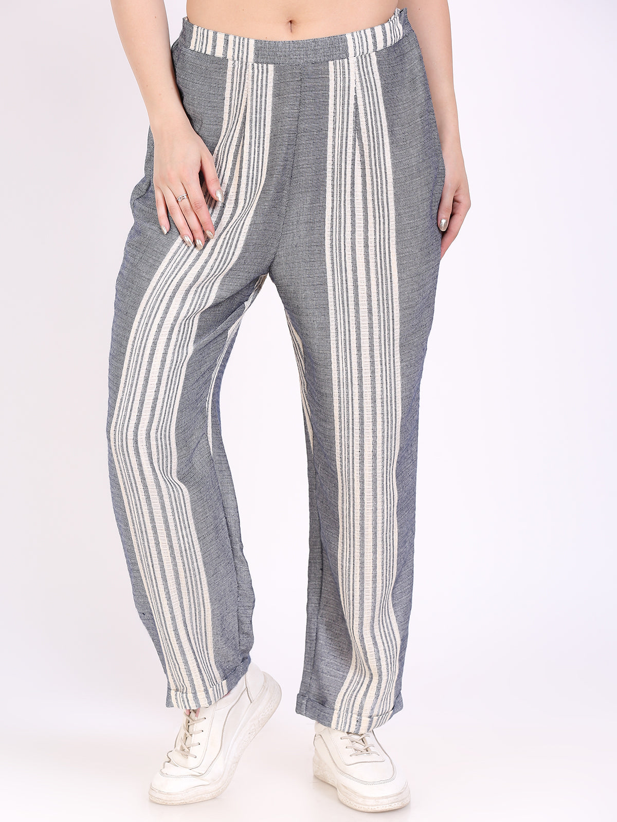 Straight pants