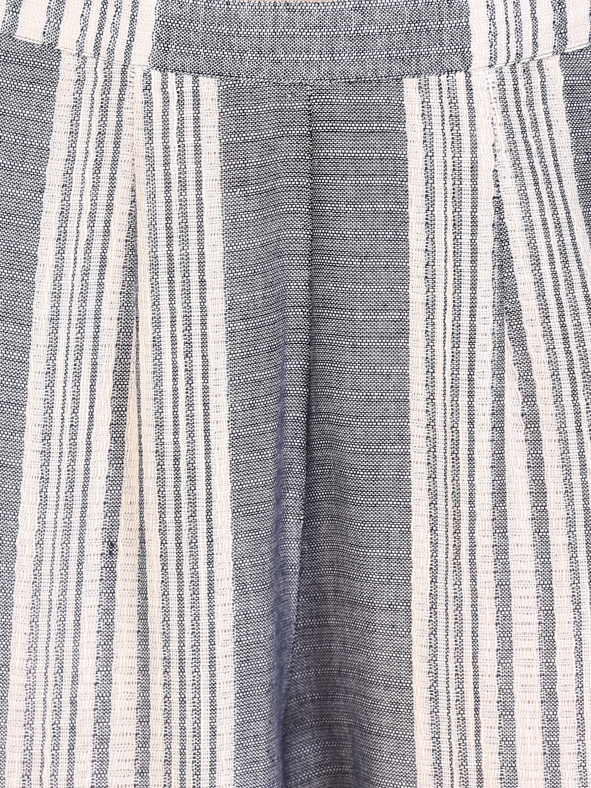 Straight pants