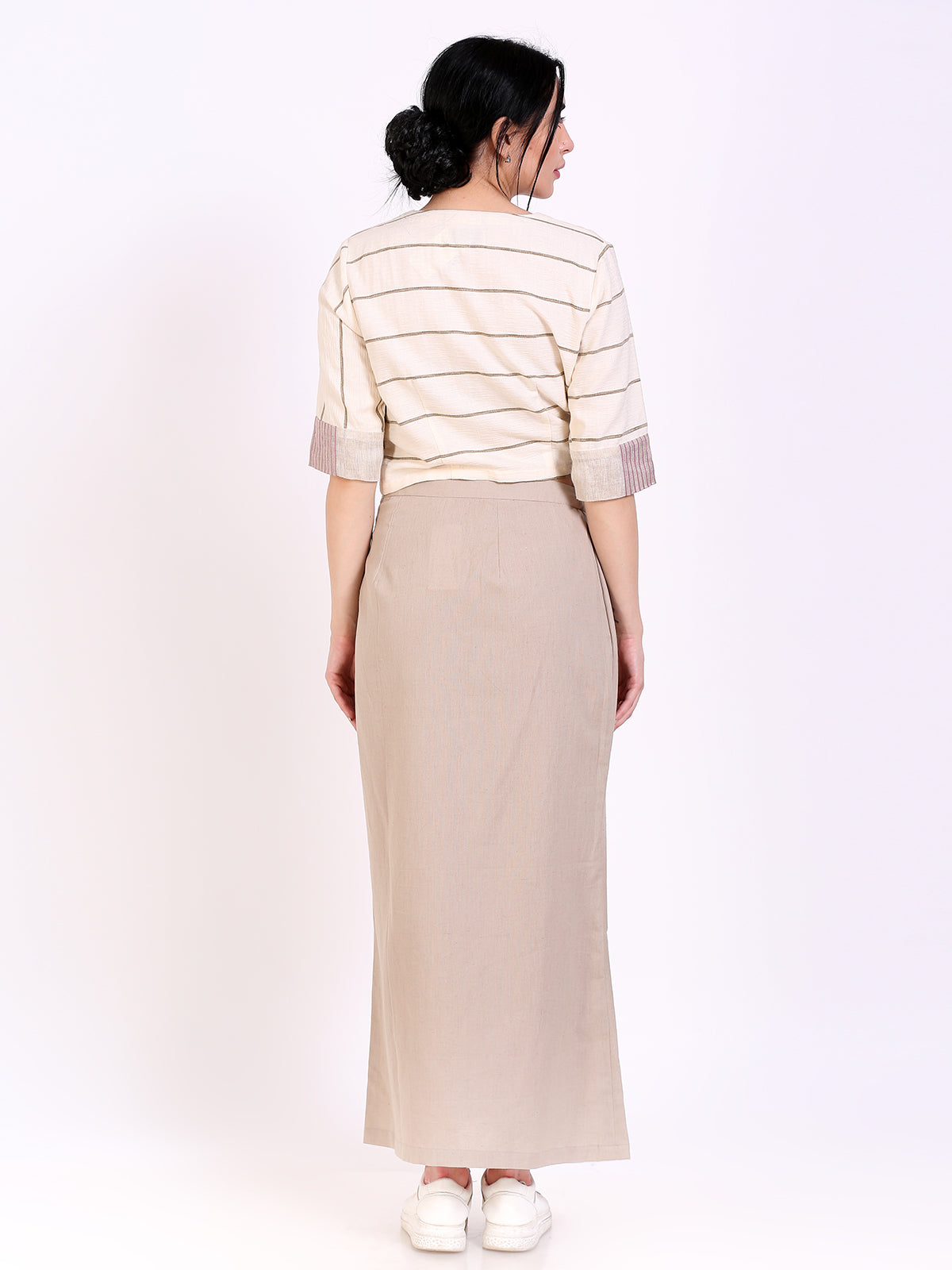 tie knot top