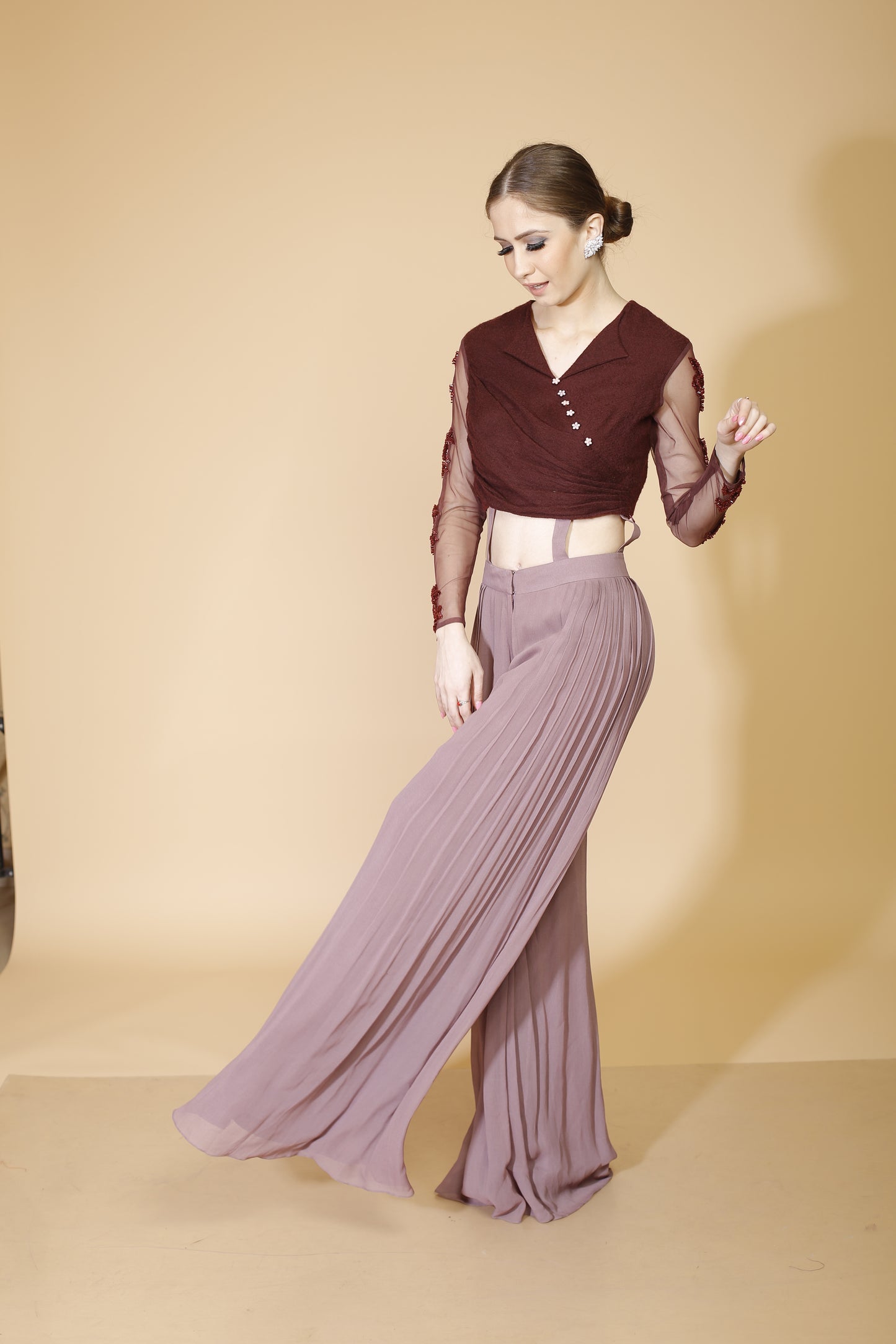Embroidered top with high waist pants