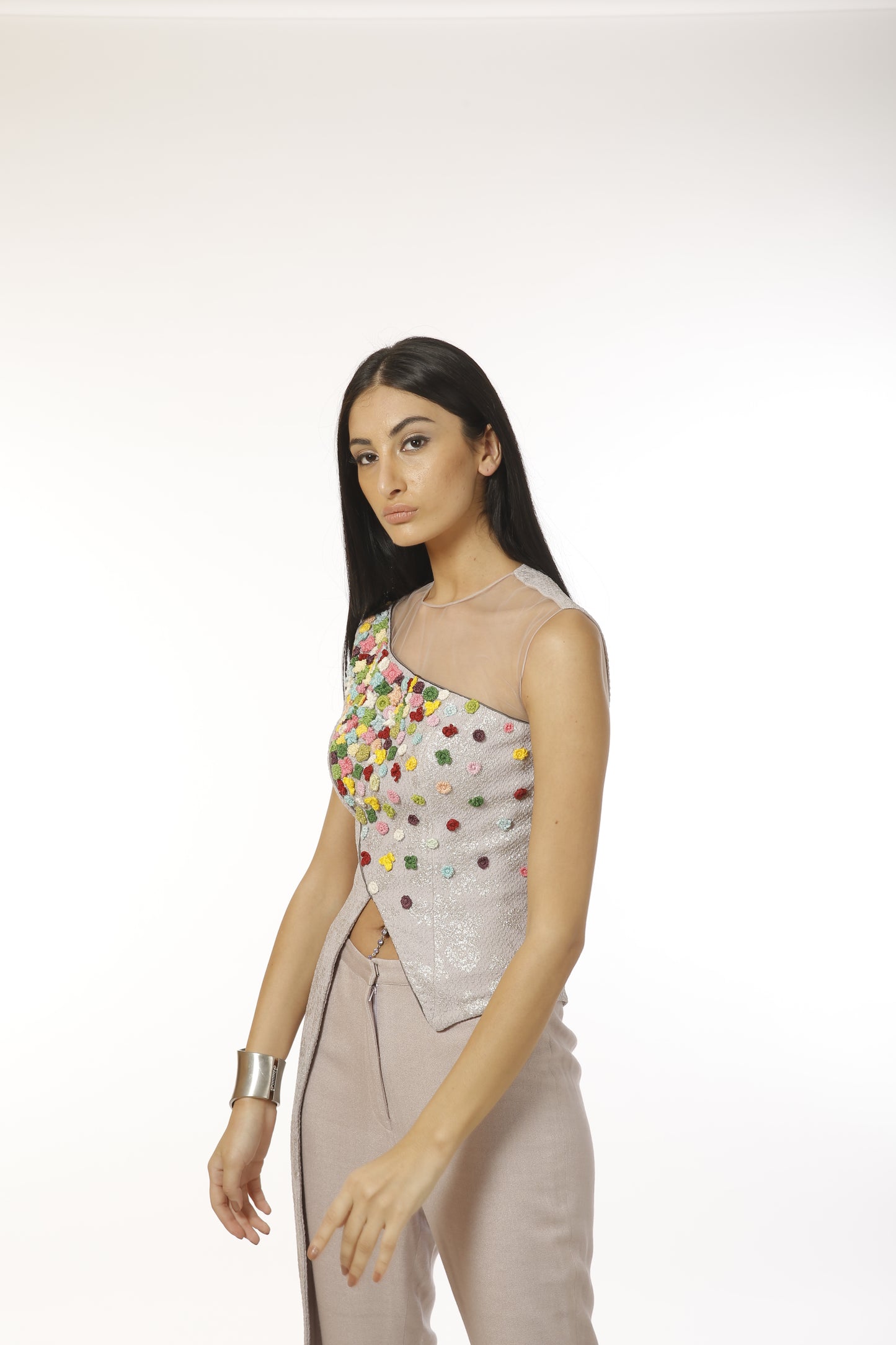 Assymetric top with pants