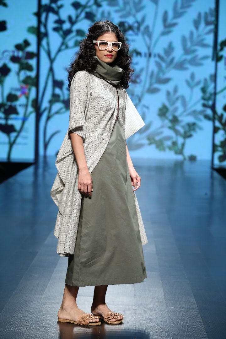 sleveless tunic with kaftan