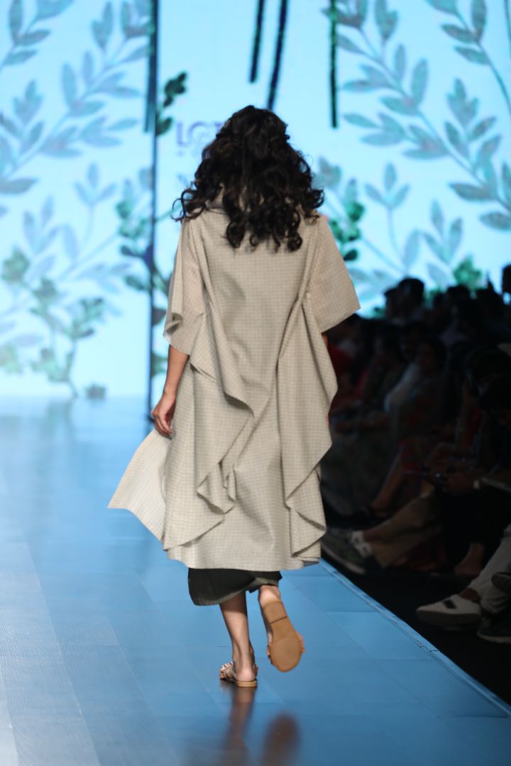 sleveless tunic with kaftan