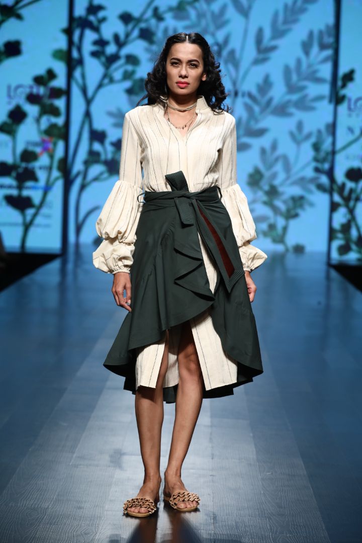 knee length shirt dress with skirt tie