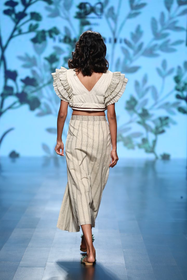Crop top with saree pants