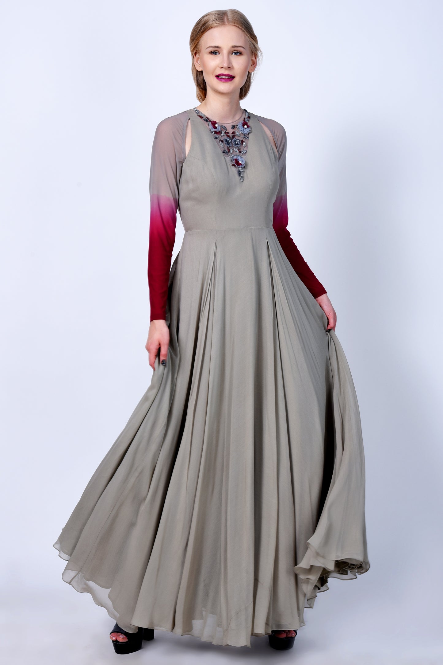 Long dress with raglon sleeve