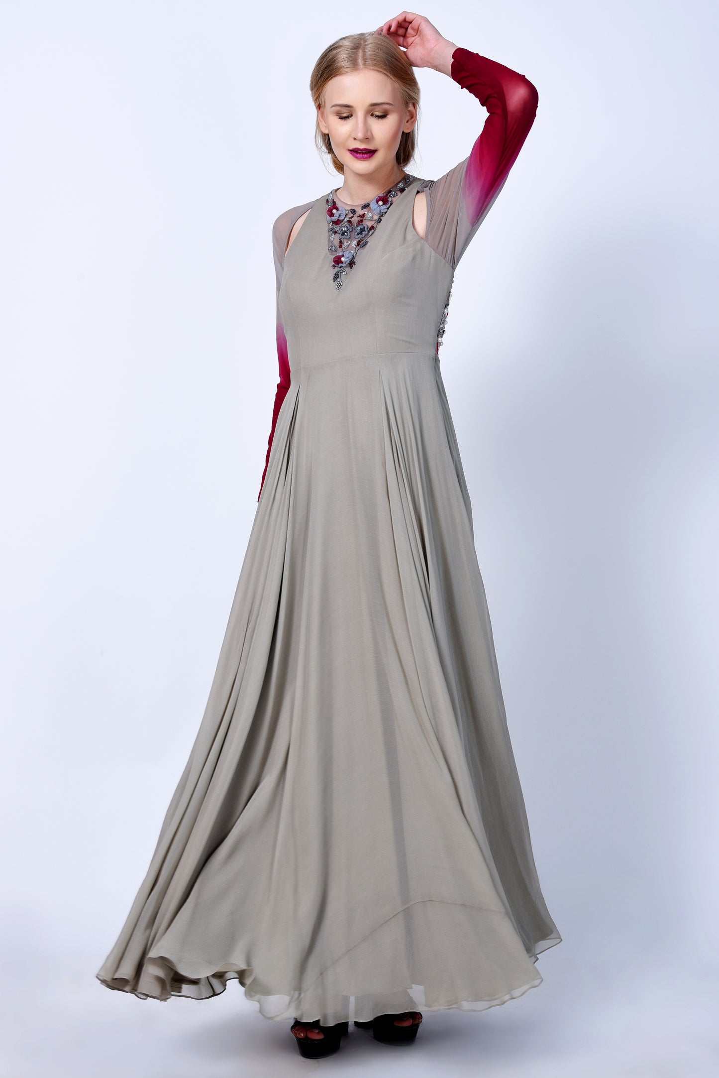 Long dress with raglon sleeve