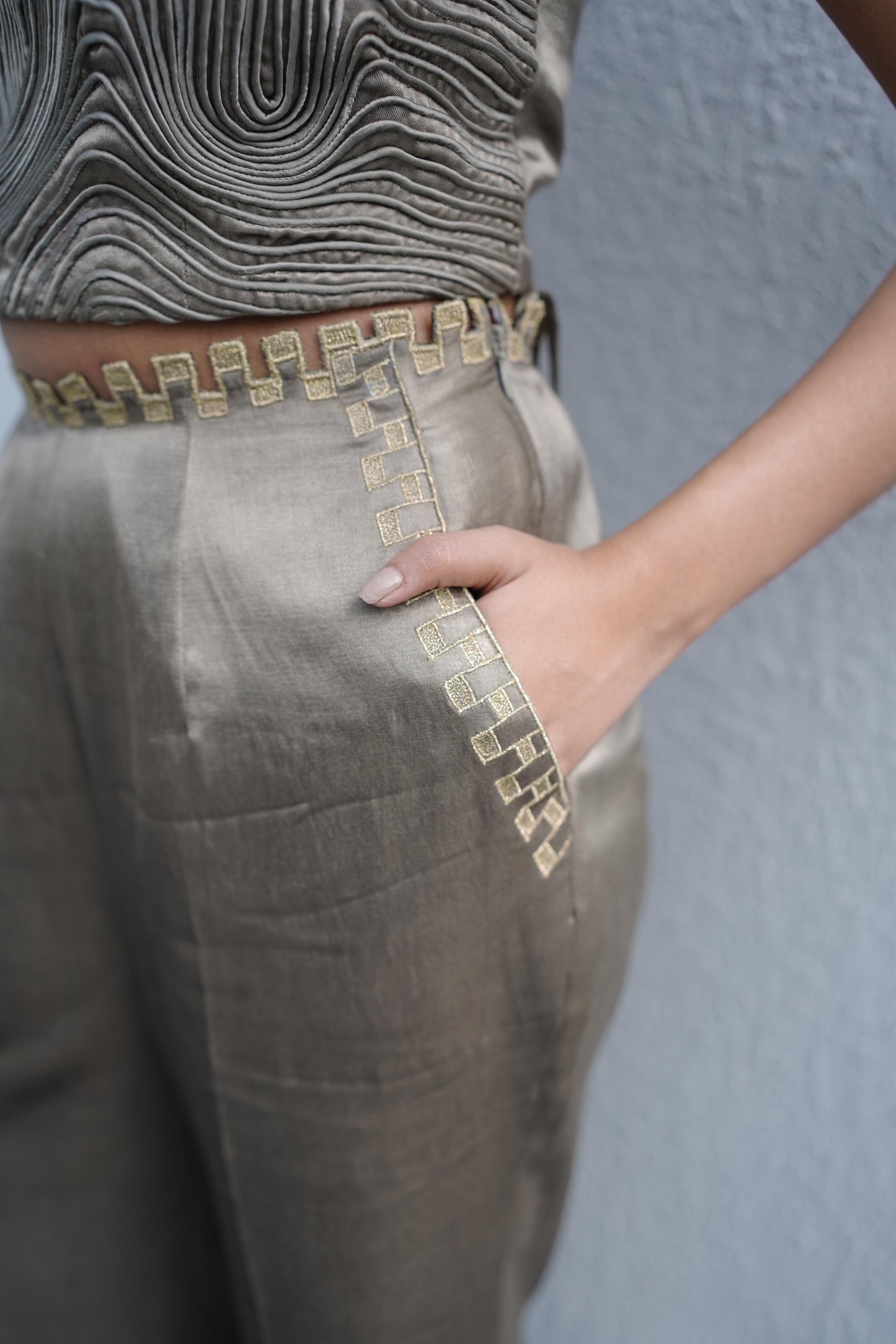 Opulent Glow(Pant)