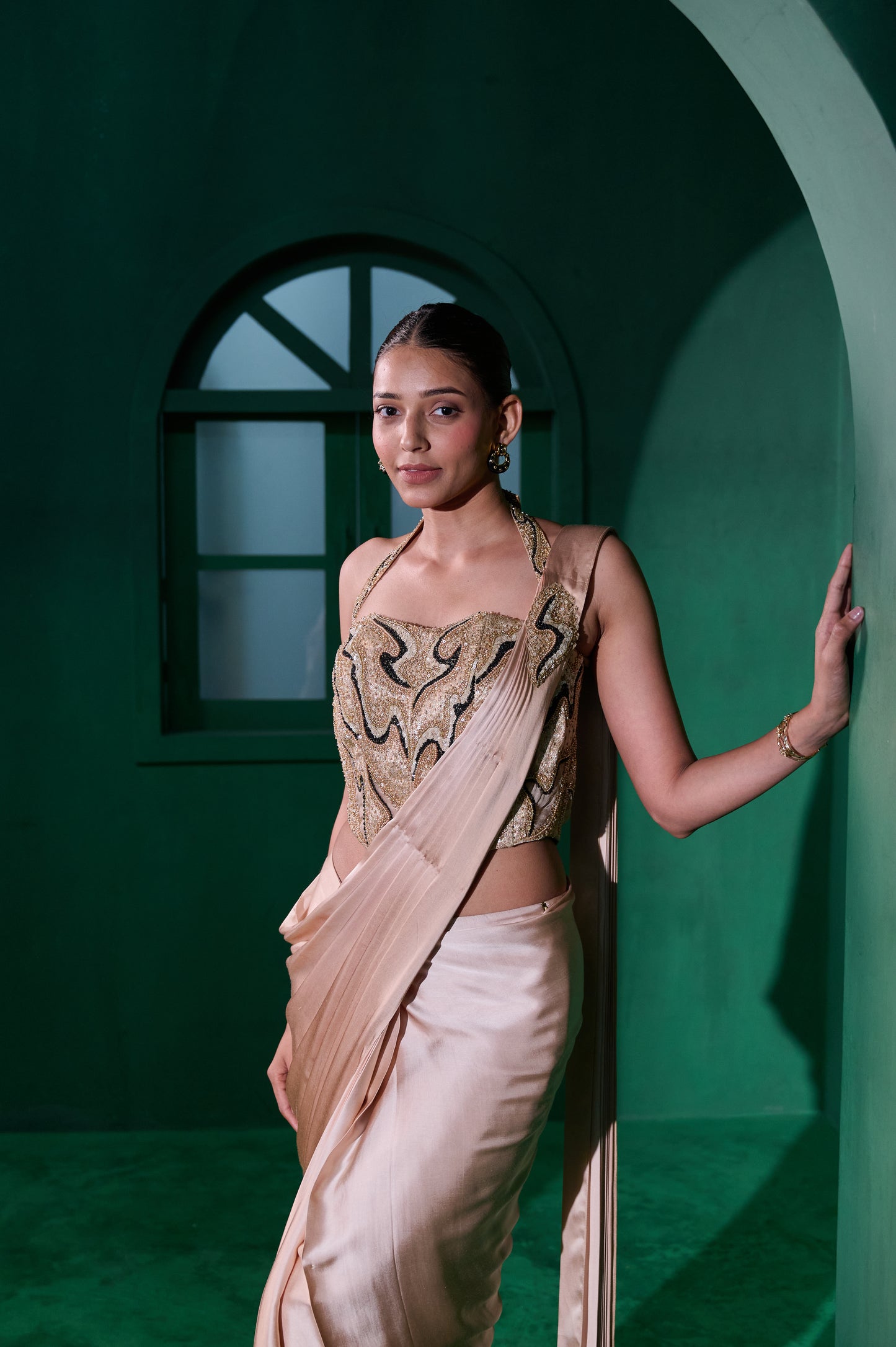 Aurelia Drape