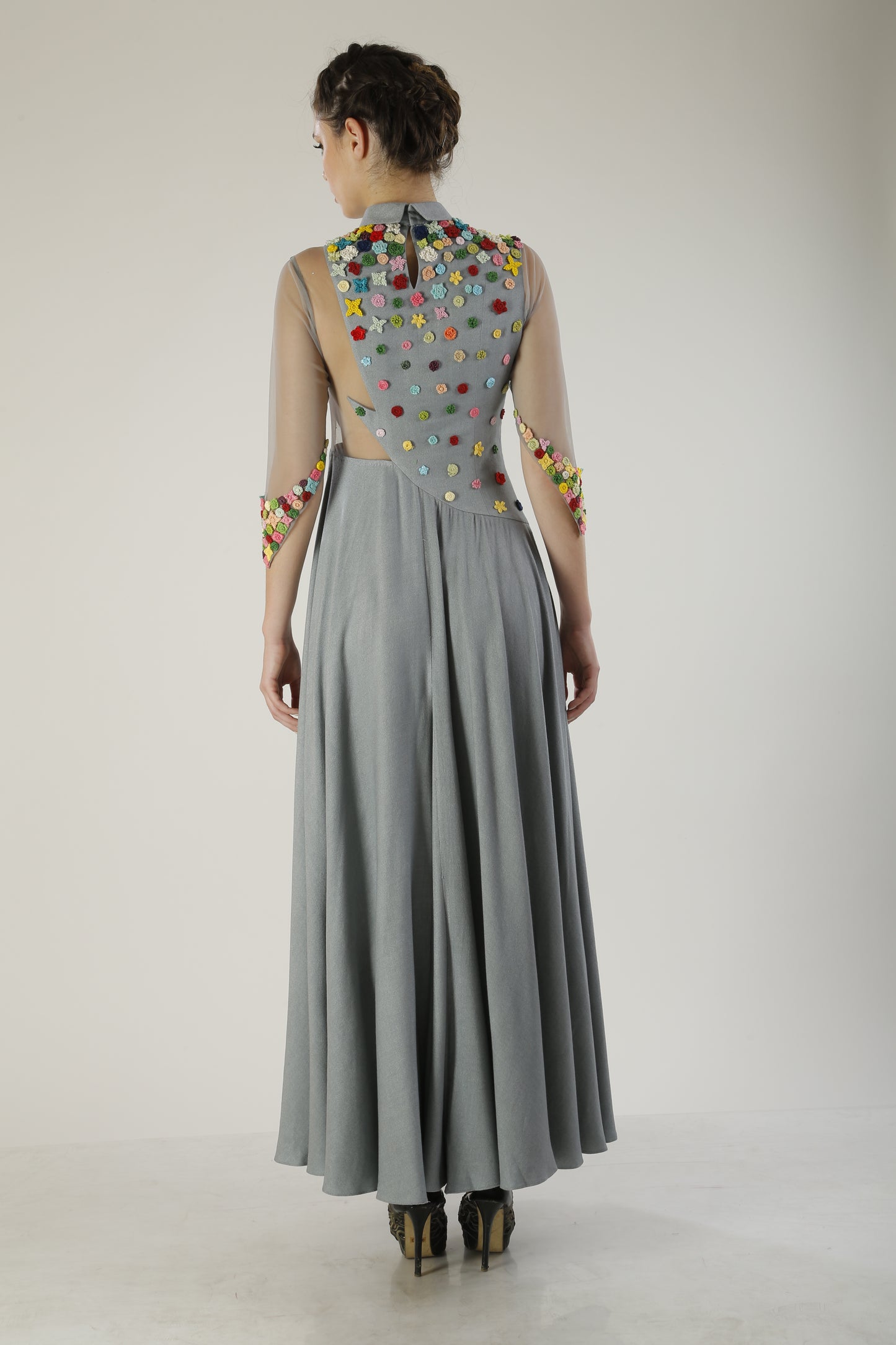 Collar embroidered gown