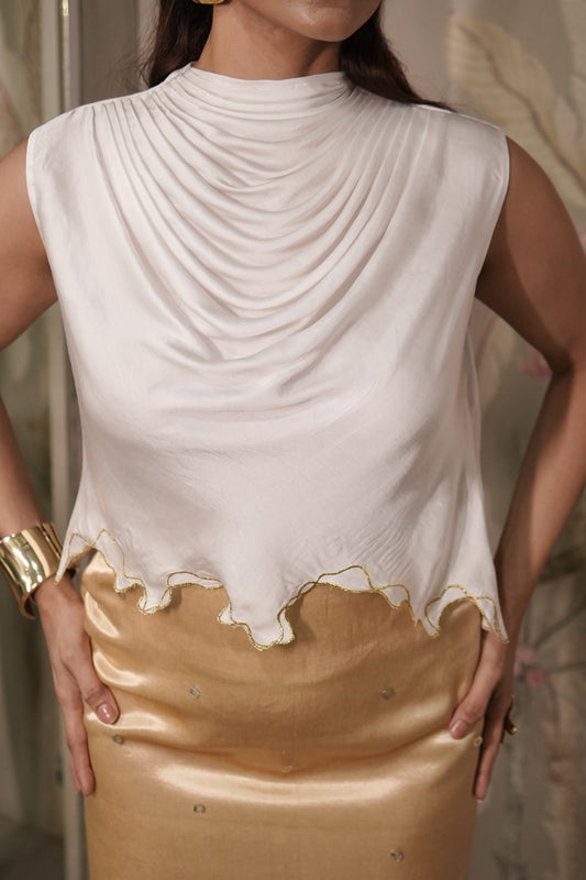 Understated Elegance(Top)